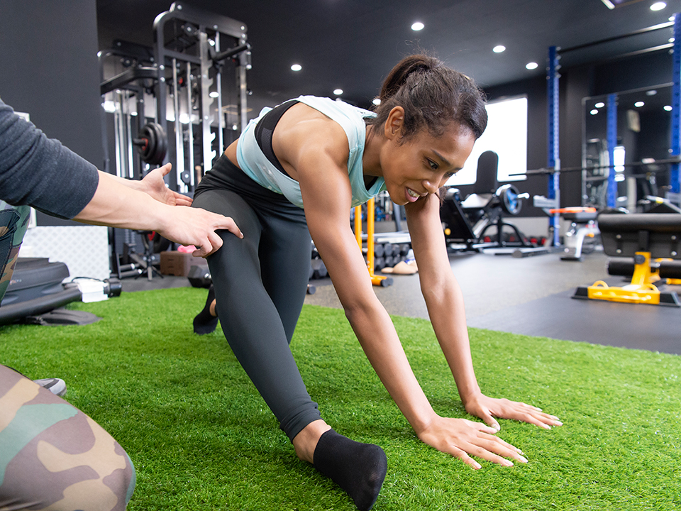 よろづやgym(ジム)のスパイダーストレッチ